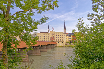 Fototapeta premium Wasserburg, Germany - a picturesque city landscape by the river.