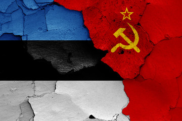 flags of Estonia and Soviet Union