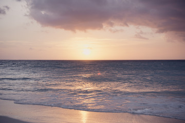 Obraz premium Idyllic caribbean beach at sunset