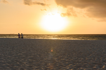 Naklejka na ściany i meble Idyllic caribbean beach at sunset