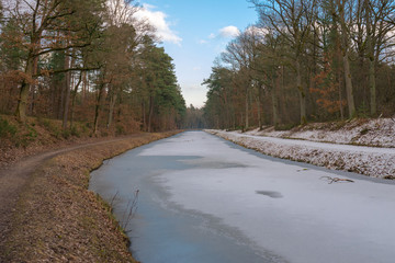 Ludwig-Donau-Main-Kanal im Winter