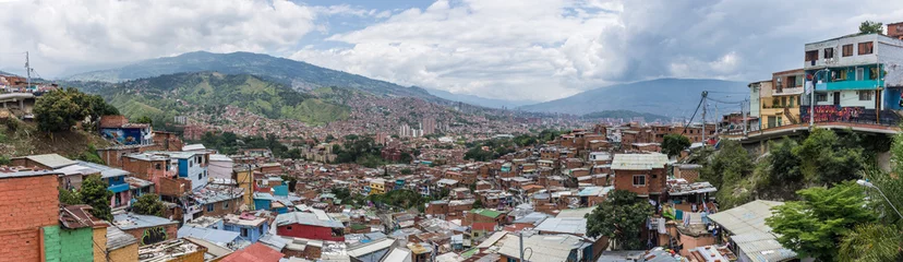 Fototapete Rund Panorama der Comuna 13, Medellín, Colombie © Suzanne Plumette