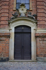 Fototapeta na wymiar Eingang zur Paulskirche in Schwerin