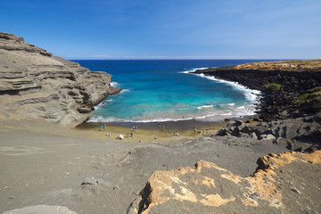 Fototapeta na wymiar Green Sand Beach Hawaii