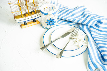 Summer table setting