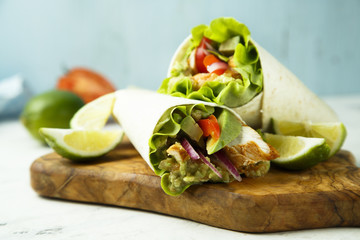 Grilled chicken wraps with vegetables