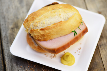 Brötchen Fleisch