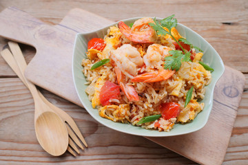 Fried rice with shrimp.