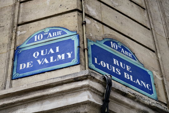 Quai de Valmy rue Louis Blanc croisement