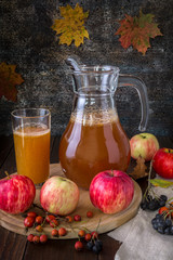 Image with apple juice.
