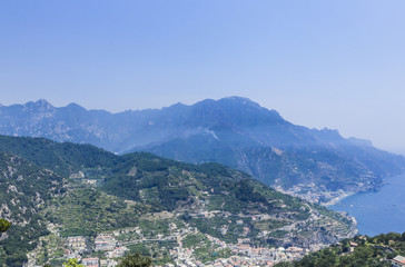 Obraz premium Scenery with mountains and Tyrrhenian sea in Ravello village, Amalfi coast, Italy