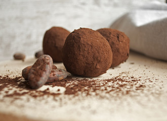 Chocolate energy bites