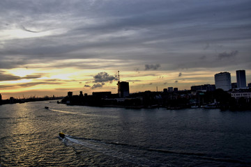 Fototapeta premium sunset in Rotterdam