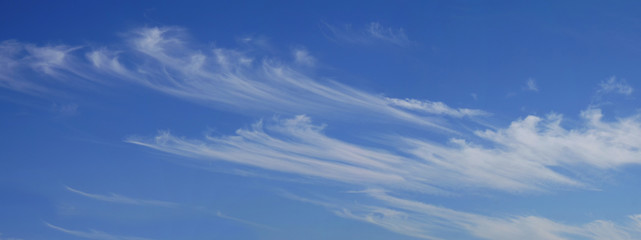 High cirrus clouds and blue sky - obrazy, fototapety, plakaty