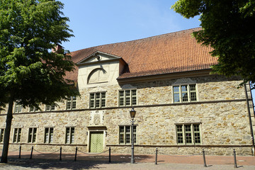 Fototapeta na wymiar historisches Rathaus Rinteln- Seitenansicht