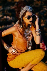 Lichtdoorlatende gordijnen Gypsy stijlvolle etnische mode