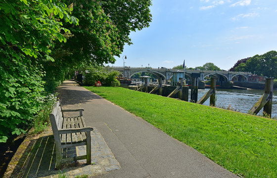 Thames Path at Richmond Lock and Weir.