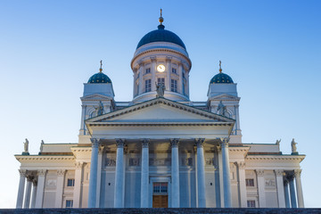 Fototapeta na wymiar Helsinki Finnland Dom Kathedrale Kirche Tuomiokirkko Abend Nacht Reise Reisen
