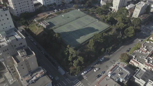 SF Basketball Tennis Courts