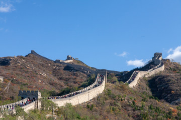 中国北京郊外に延びる万里の長城