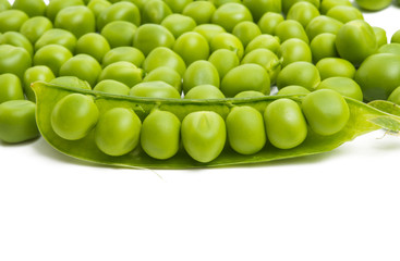 green peas isolated