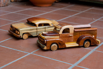 coches de madera