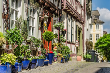 Wetzlar, Altstadtgasse mit Fachwerkhäusern