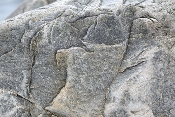Verwitterte Oberfläche eines großen Felsens