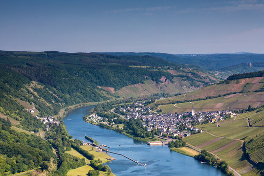 Moselle river valley as seen from Starkenburg