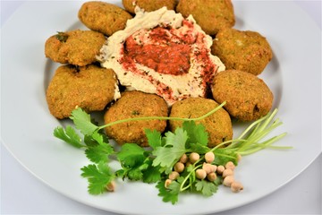 Falafel with hummus