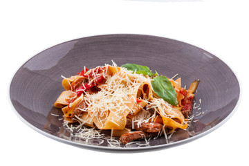pappardelle with beef and sun-dried tomatoes