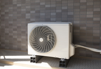 住宅・設備・エアコン室外機