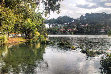 Fototapeta na wymiar View over the lake in Kandy, Sri Lanka.