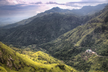 Fototapeta premium View over the mountains in Ella, Sri Lanka.