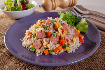 Fried rice with ham and egg