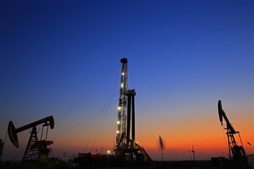 Obraz premium The oil rig