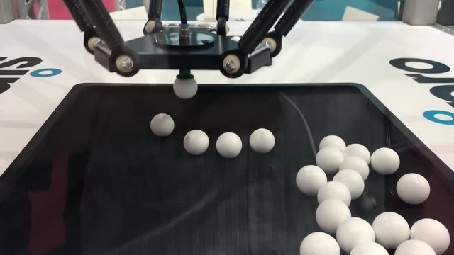 pick and place parallel robot. automation technology