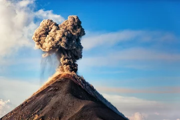 Fototapeten Der Vulkan des Feuers, Guatemala, 21.04.2018 © Ingo Bartussek