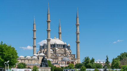 Fototapeta na wymiar Selimiye Mosque and statue of its architect Mimar Sinan, Edirne, Turkey