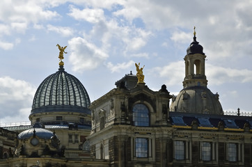 Fototapeta na wymiar Frauenkirche und Residenzschloss, Dresden