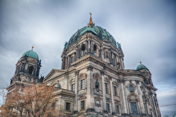 Fototapeta na wymiar Berlin Cathedral 