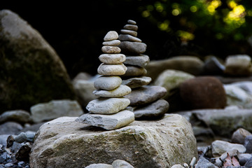 積み石  石の塔  スタッキングストーン
