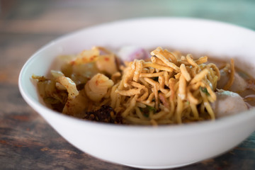 Khao Soi recipe, Curried noodle soup with meatball.