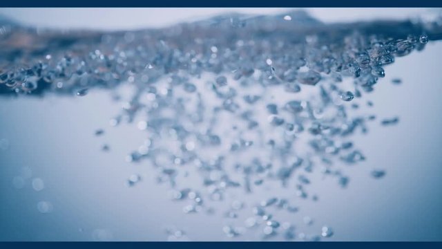 Super slow motion of water wave and bubbles, 1000fps