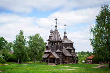 Fototapeta na wymiar Old wooden Russian Orthodox Church. Museum of wooden architecture in Suzdal, Russia