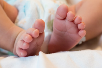 newborn baby feet
