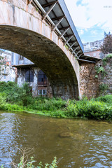 Fototapeta na wymiar Pont au dessus du Cance à Annonay