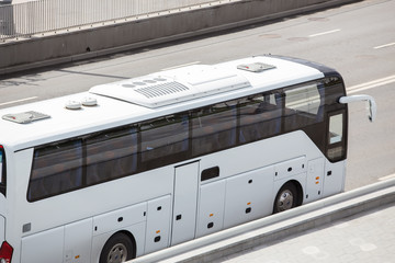 white tourist bus