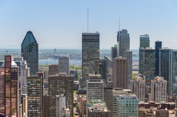 Fototapeta na wymiar Montreal skyline from Mont Royal Mountain