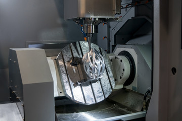 High speed 5 Axis machining center for metal processing